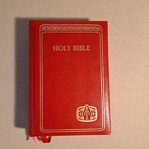 Giant Print Bible